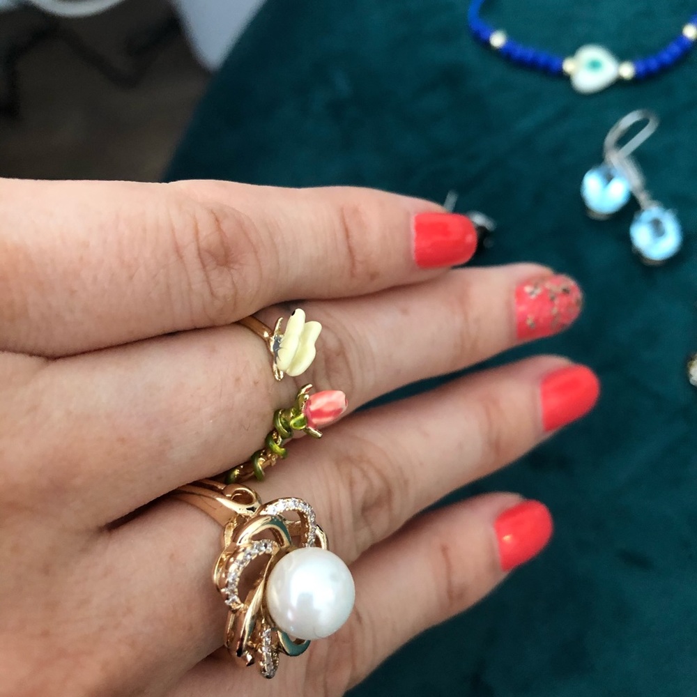 Jewelry Bundle - Picture 3 of 9